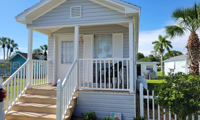 North Fort Myers Cottage | Cozy Tiny Home in North Fort Myers!n