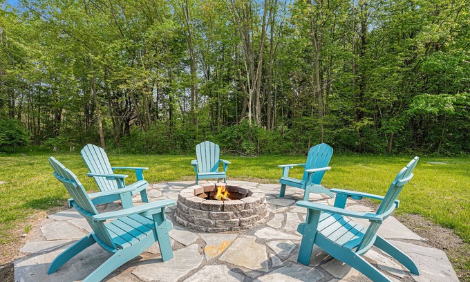 Saugatuck House | Cozy, updated abode near downtown with firepit, grill, washer/dryer, AC & deck