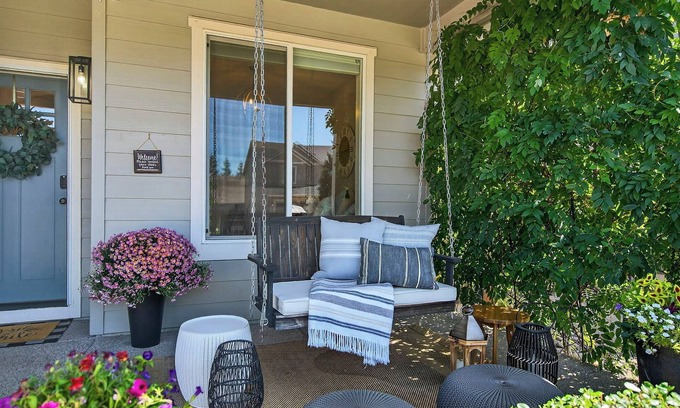 Newberg House | Cozy Wine Country Retreat Near Downtown Newberg