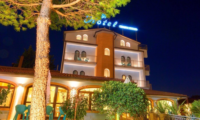 Osimo Hotel | Cristoforo Colombo