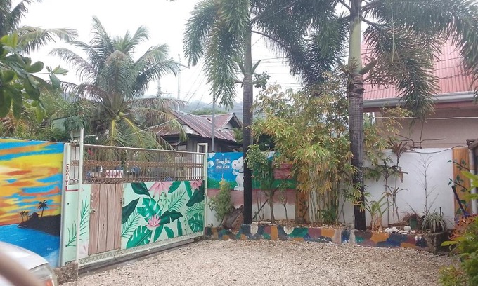 Oslob Bed & Breakfast | Cronin Residence