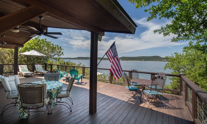 Graford Cabin | Cross Timbers: Stunning Views! Enchanting Peninsula Lakefront Home with Dock, Kayaks, Hiking!