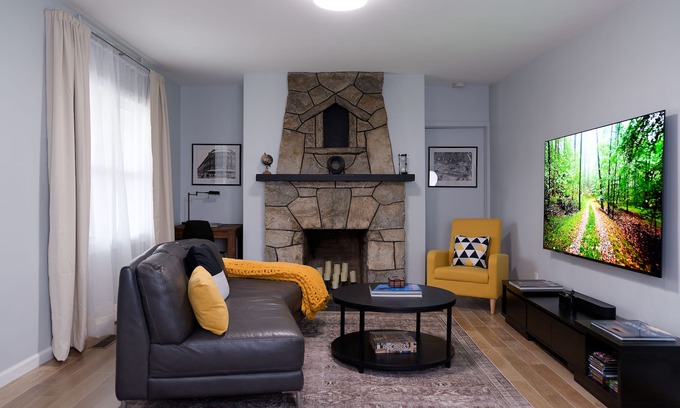 Croton-on-Hudson Apartment | 'Croton Quarters' - Comfortable Apt with Modern Amenities near Food, NYC Close!