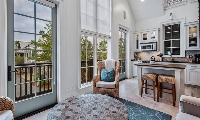 Rosemary Beach Cottage | Crow's Nest: Amazing Carriage House - South of 30A with Gulf Views!