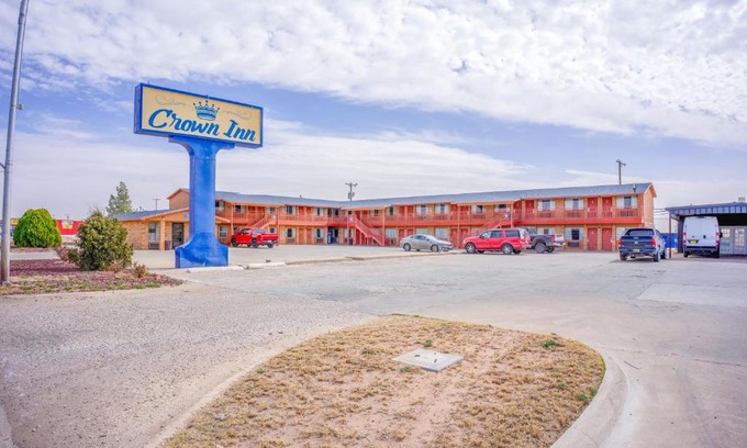 Denver City Hotel | Crown Inn By OYO Denver Tx