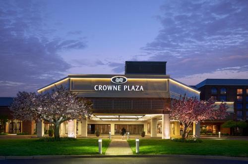 Warwick Hotel | Crowne Plaza Providence-Warwick (Airport) by IHG