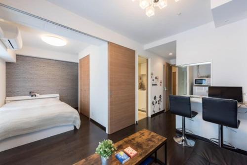 Dotonbori Apartment | Crystal Exe Nipponbashi Mei Mei & Guest House