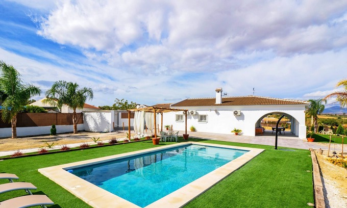 Alhaurin el Grande Cottage | Cubo's El Sueño de los Abuelos/piscina privada/wifi gratis