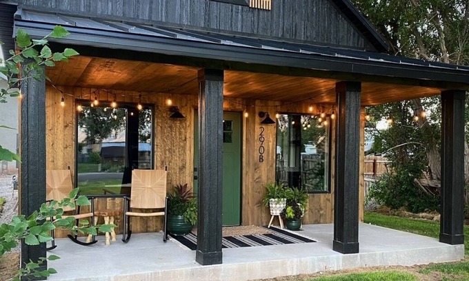 Richfield House | Curated abode w/close proximity to National Parks