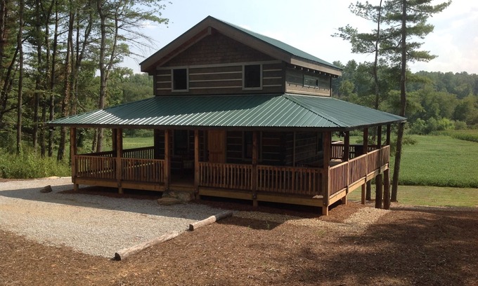 Hendersonville Cabin | Custom Cabin Located In North Carolina's Best Kept Secret