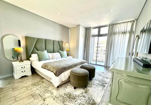 Durban Point Apartment | Cybo 701 The Quays