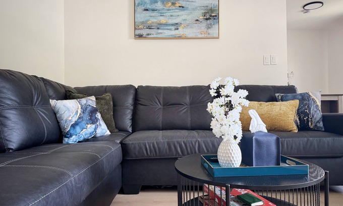 Newburgh Apartment | Cypress Suites 7A - KING 2BD/1BA Apt in Newburgh