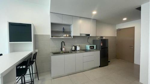 Kota Samarahan Apartment | D'millenia Bangau Homestay