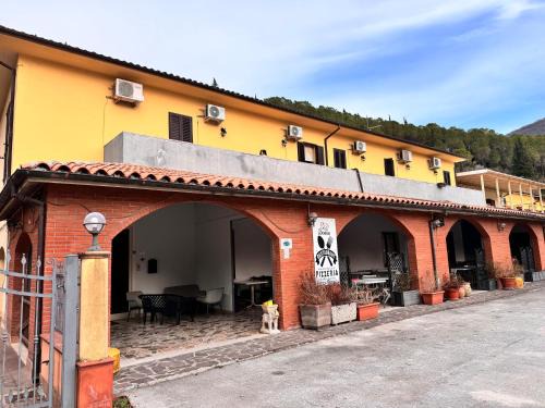 Genga Hotel | Da Bosio