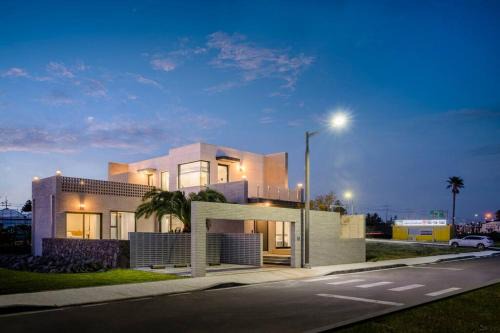 Namwon Villa | Dabin Monterrey Private Poolvilla Pension