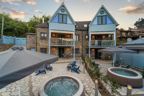 Karpenisi Ski Chalet | Dandy Villas Karpenisi Complex - Lux Chalets - Inflatable Pool-Hot Tub