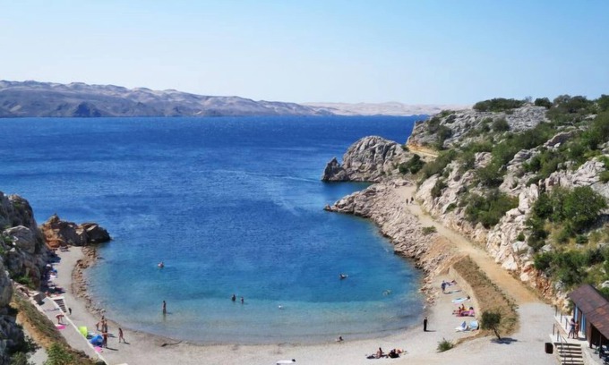 Prizna Apartment | Daniel (KBG405) by Interhome