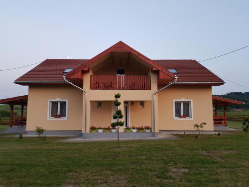 Matraterenye House | Darazsik Pihenőpark