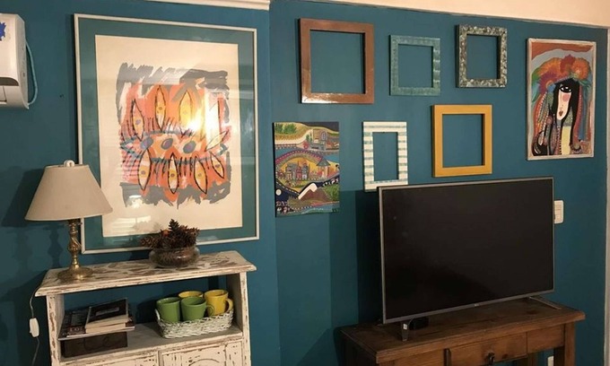 Chacras de Coria House | Dark Green House Chacras de Chacras de Coria