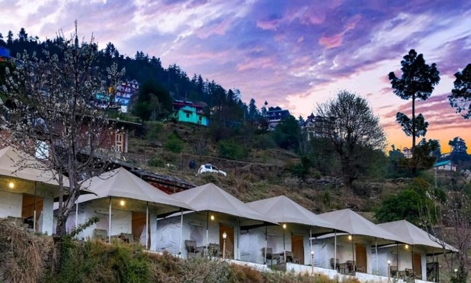 Shimla Bed & Breakfast | Dawn N Dusk Glamping tents with quintessential valley view
