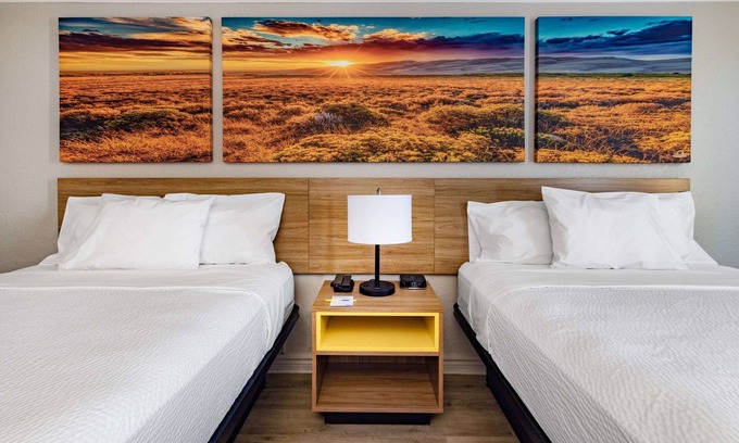 Amistad National Recreational Area Hotel | Days Inn by Wyndham Del Rio