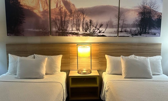 Ridgecrest Hotel | Days Inn by Wyndham Ridgecrest near China Lake Naval Station