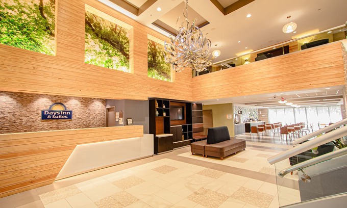 Biggar Hotel | Days Inn & Suites by Wyndham Fort Myers Near JetBlue Park