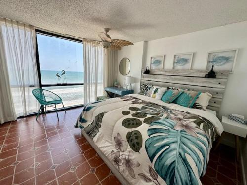 Daytona Beach Apartment | Daytona oceanfront two-bedroom suite