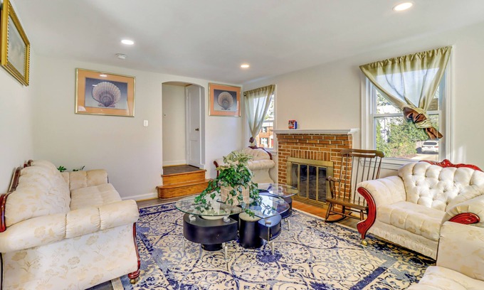 Wheaton-Glenmont House | DC Area Home: 1 Mi to Light Rail!