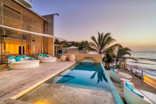 Las Pocitas Hotel | DCO Suites Lounge & Spa