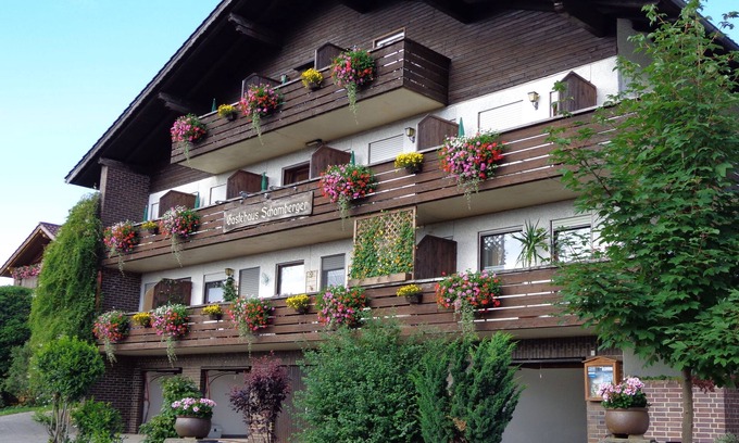 Neukirchen Beim Heiligen Blut House | Cozy guesthouse, vacation home for family reunions, etc. Pet friendly!