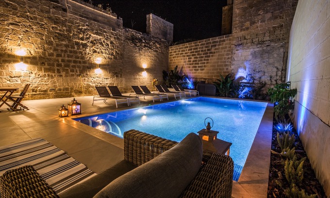 Zebbug Bed & Breakfast | De Rohan B&B