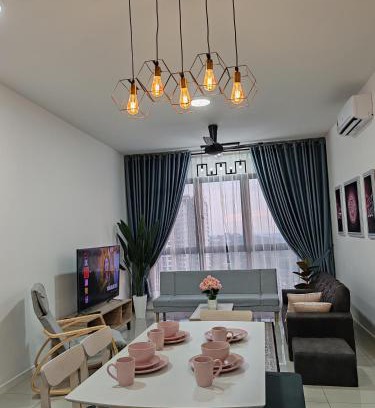 Putrajaya Apartment | De Suria Suite IOI Resort City