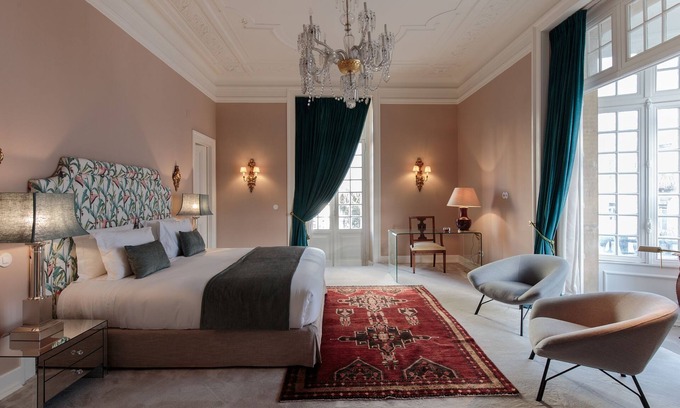 Lisbon Old Town Hotel | Dear Lisbon -Valmor Palace