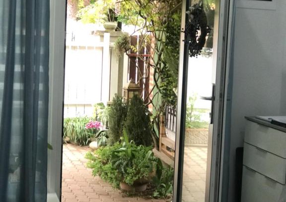 Debrecen Apartment | Debreceni Egyetem Nagyerdei Rosehill 2 Apartman Greatforest Rosehill 2 Apartman Free Parking -BMW-Auguszta Klinika-