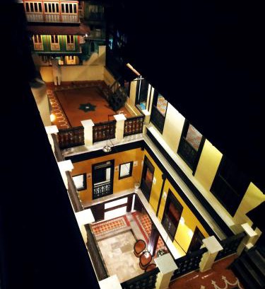Ahmedabad City Centre Bed & Breakfast | Deewanji Ni Haveli