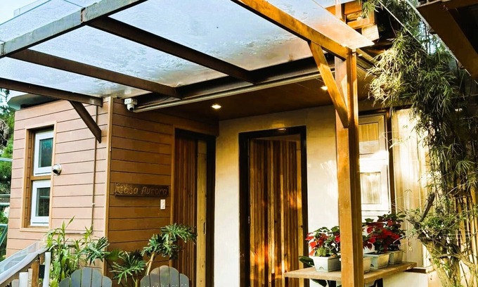 Baguio House | Delightful 1-bedroom Vacation Home with Balcony in Baguio City