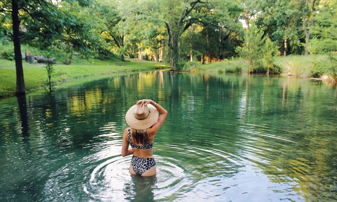 Leakey House | Deluxe 4 Br Ranch House is located near our pool and walk path to The Springs.