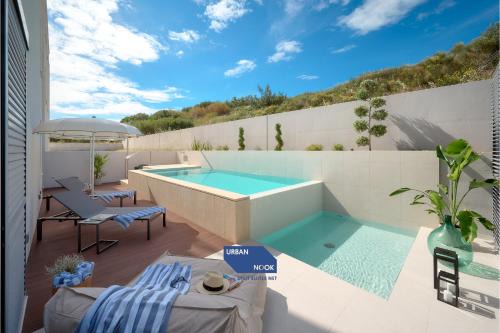 Znjan Apartment | Deluxe Apartment with private heated pool on Žnjan Beach - Urban Nook