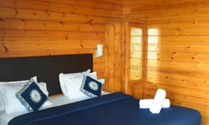 Agonda House | Deluxe Double Room with Side Sea View