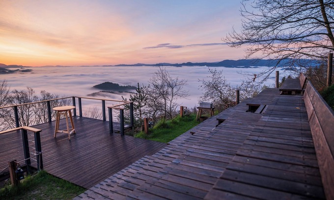 Celje Bed & Breakfast | Deluxe room with Sauna and Zerobody dry-floating system surrounded by nature.