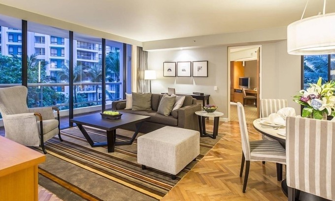 Chong Nonsi House | Deluxe Two Bedroom Suite Room Only 1