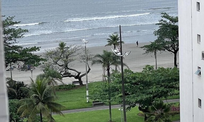 Embare Apartment | DEMARCATED GARAGE, WI-FI, GREAT LOCATION, SEA VIEW, EMBARÉ.