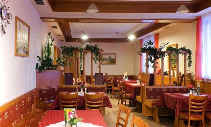 Lenti Hotel | Denis Panzió és Étterem