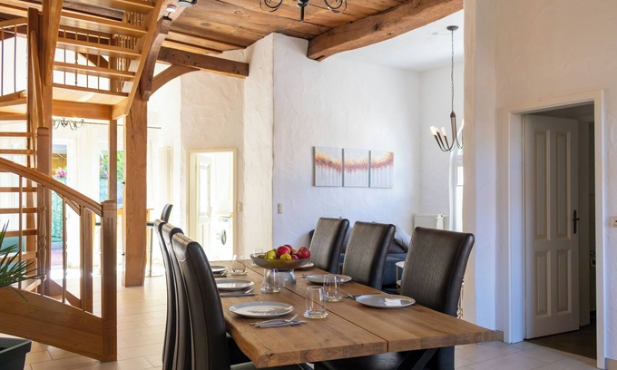 Ibbenbueren House | Denkmalgeschütztes Fachwerkhaus im Zentrum mit Garage