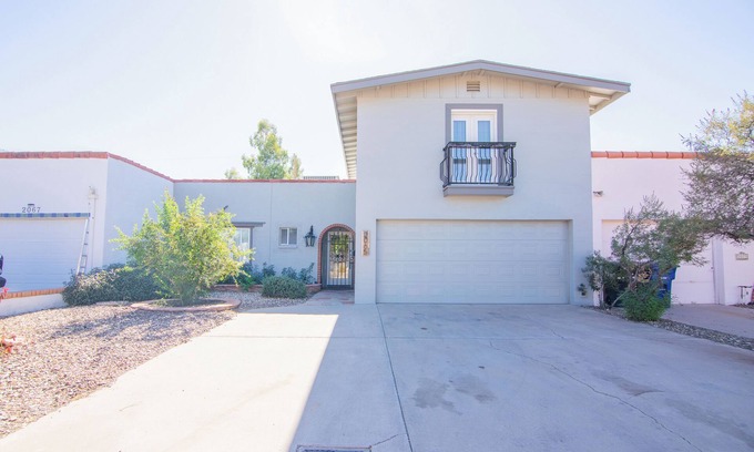 Shalimar House | Desert Oasis on Shalimar Golf Course, Pet Friendly