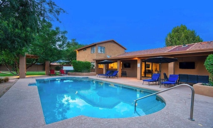 Sunburst Farms East House | Desert Oasis Summary: