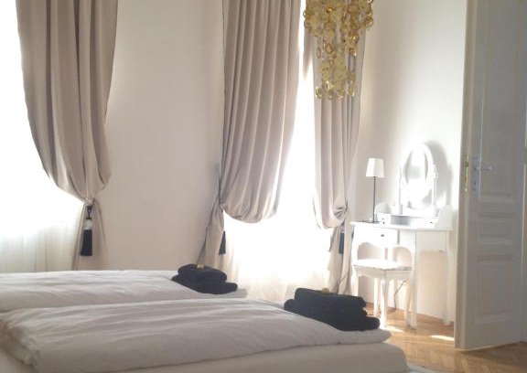 Funfhaus Apartment | Design Apartment Schönbrunn