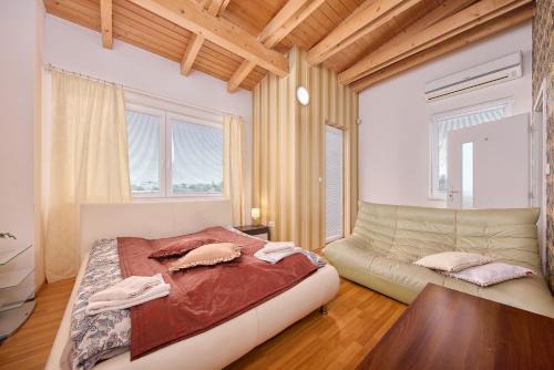 Vrakuna Apartment | Design apartment