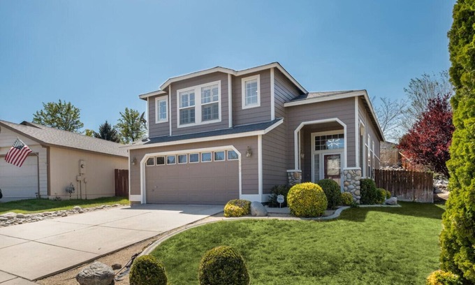 Northwest Reno House | Designer Home conveniently located in Reno, NV